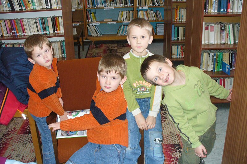 marec mesiac knihy 08 013.jpg